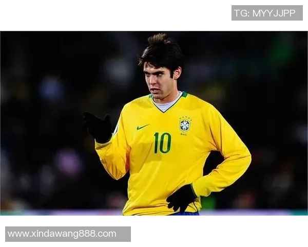 足球明星8号卡卡的传奇人生与足球之路的辉煌成就解析