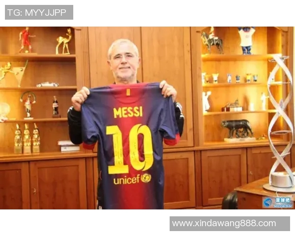 拜仁慕尼黑足球明星卡片全解析与收藏价值探讨